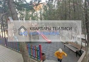 Просторная трехкомнатная квартира в аренду в Глдани, Тбилиси